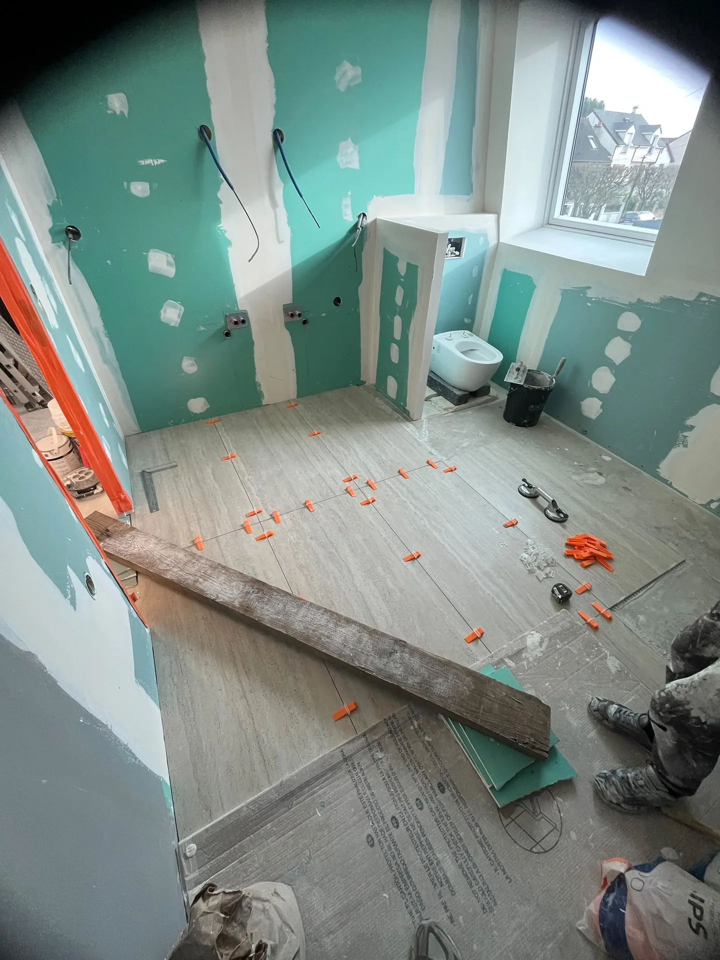 Surélévation en ossature bois et rénovation complète d'une maison — Chantier 5
